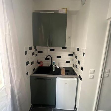Studio Cosy Refait A Neuf Levallois Bagian luar foto