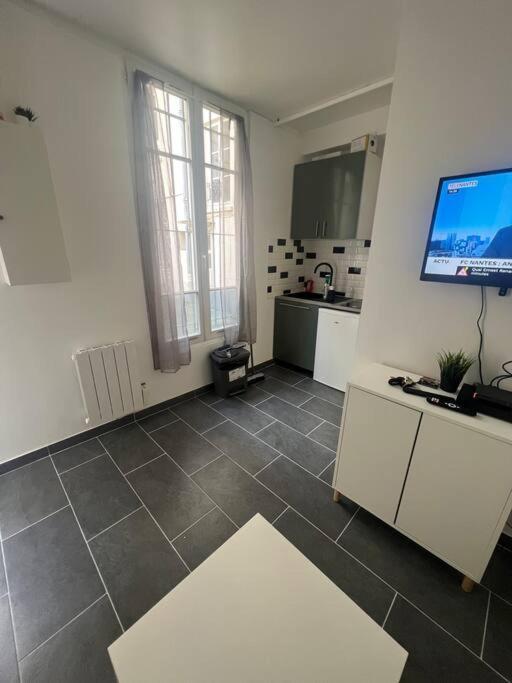 Studio Cosy Refait A Neuf Levallois Bagian luar foto